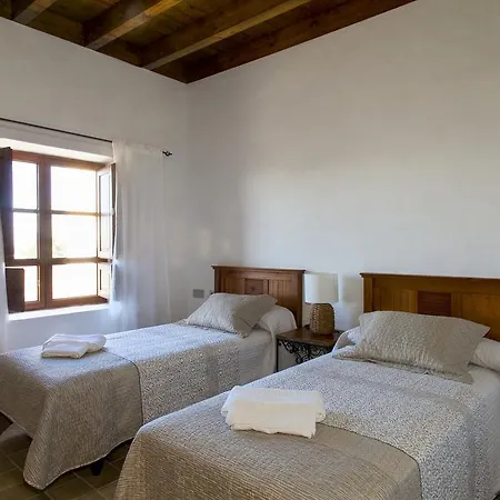 Caserío Leandro Ii Villa